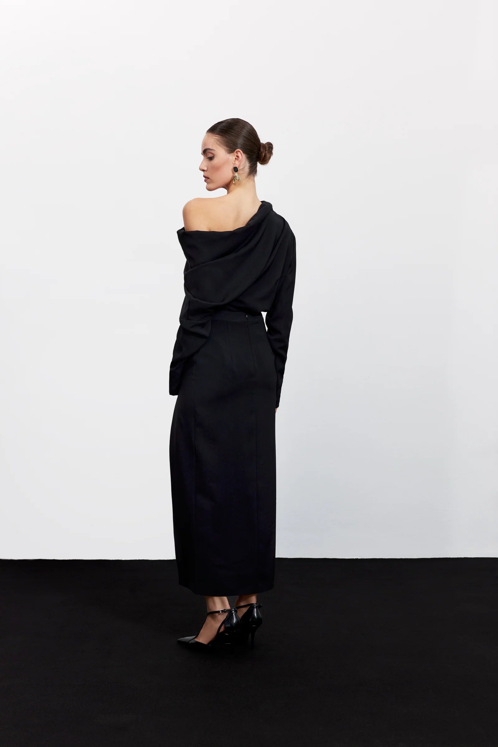 The Manhattan Side-Slit Skirt