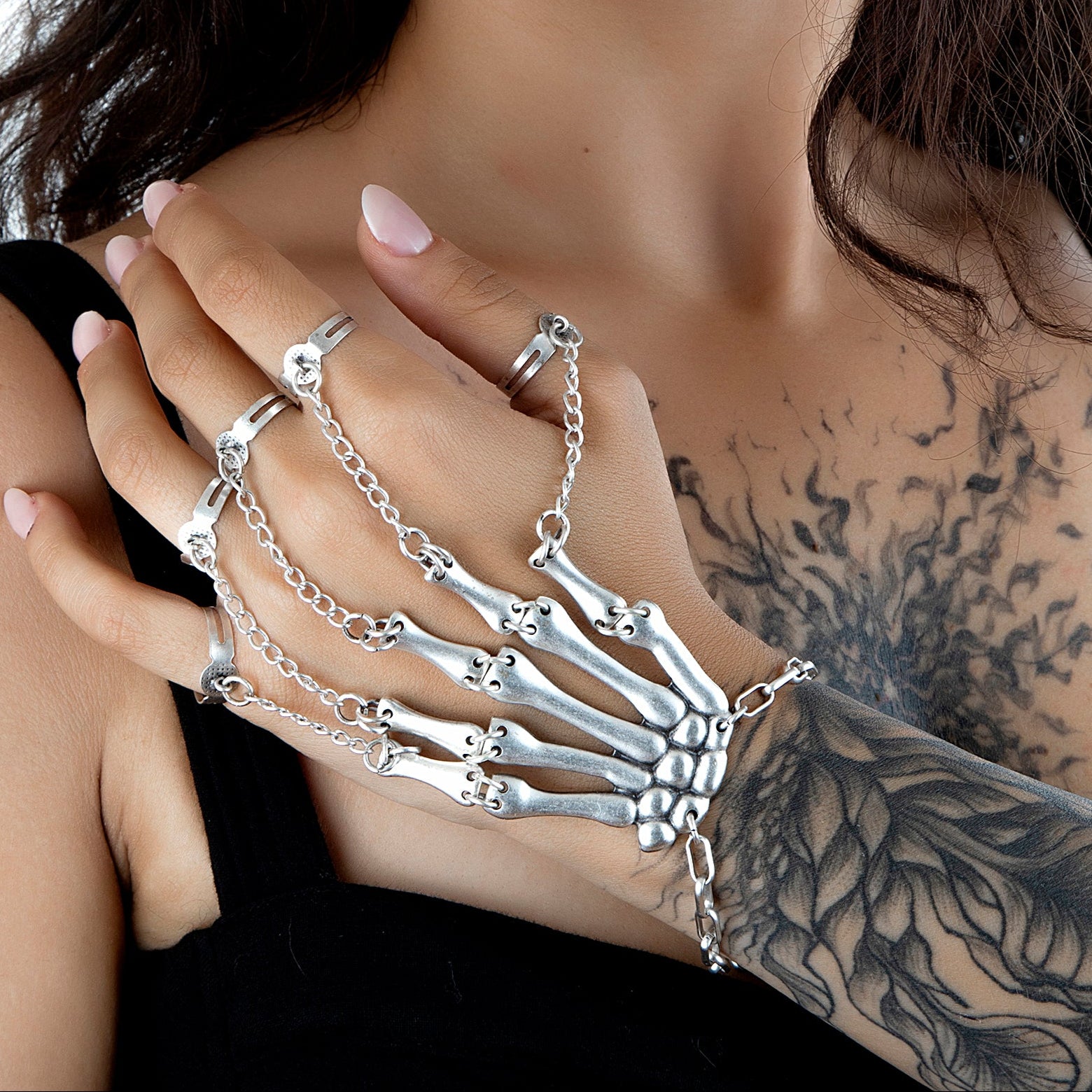 Bone Chain Hand Harness