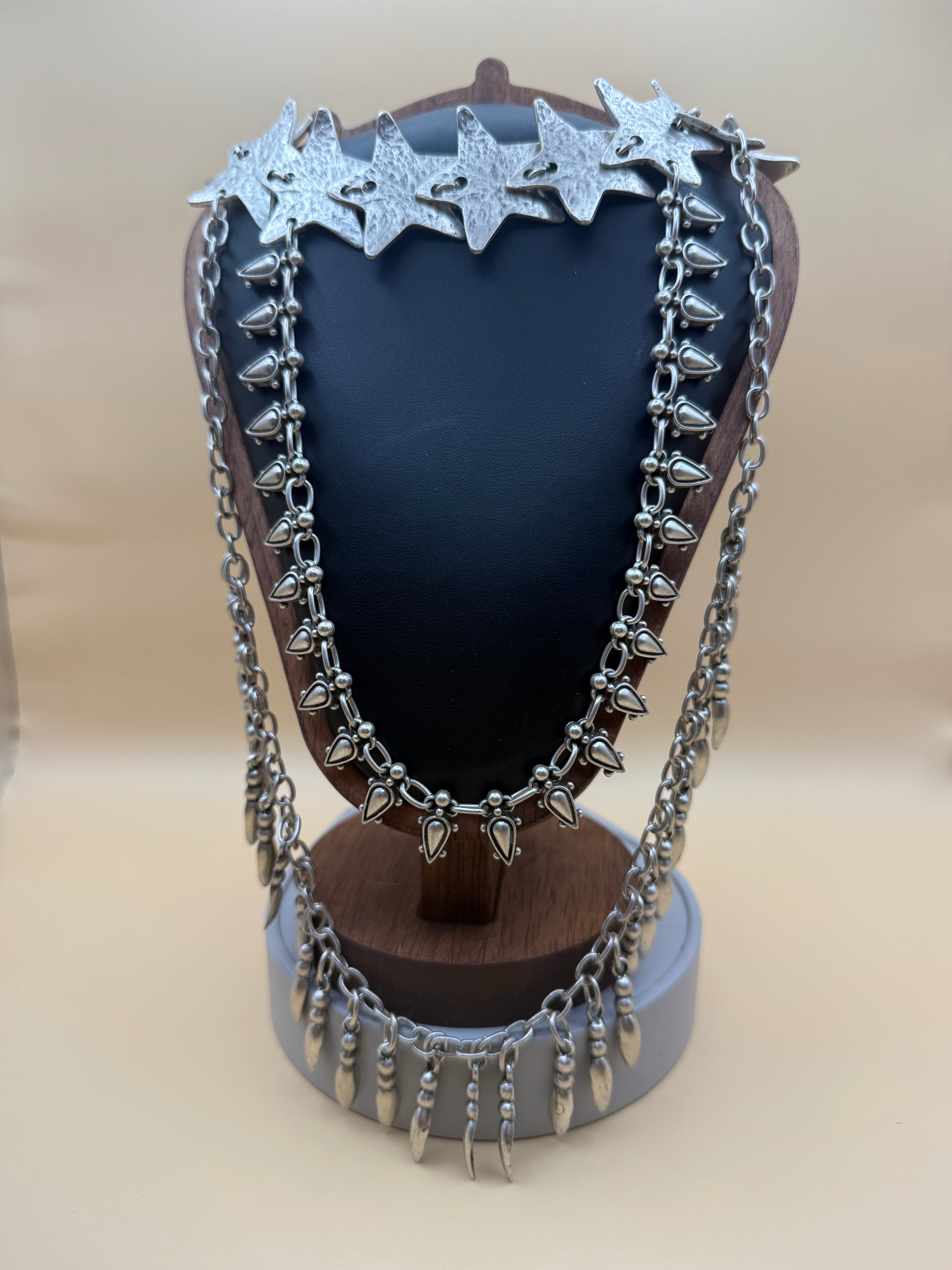 Startail Chocker Necklace