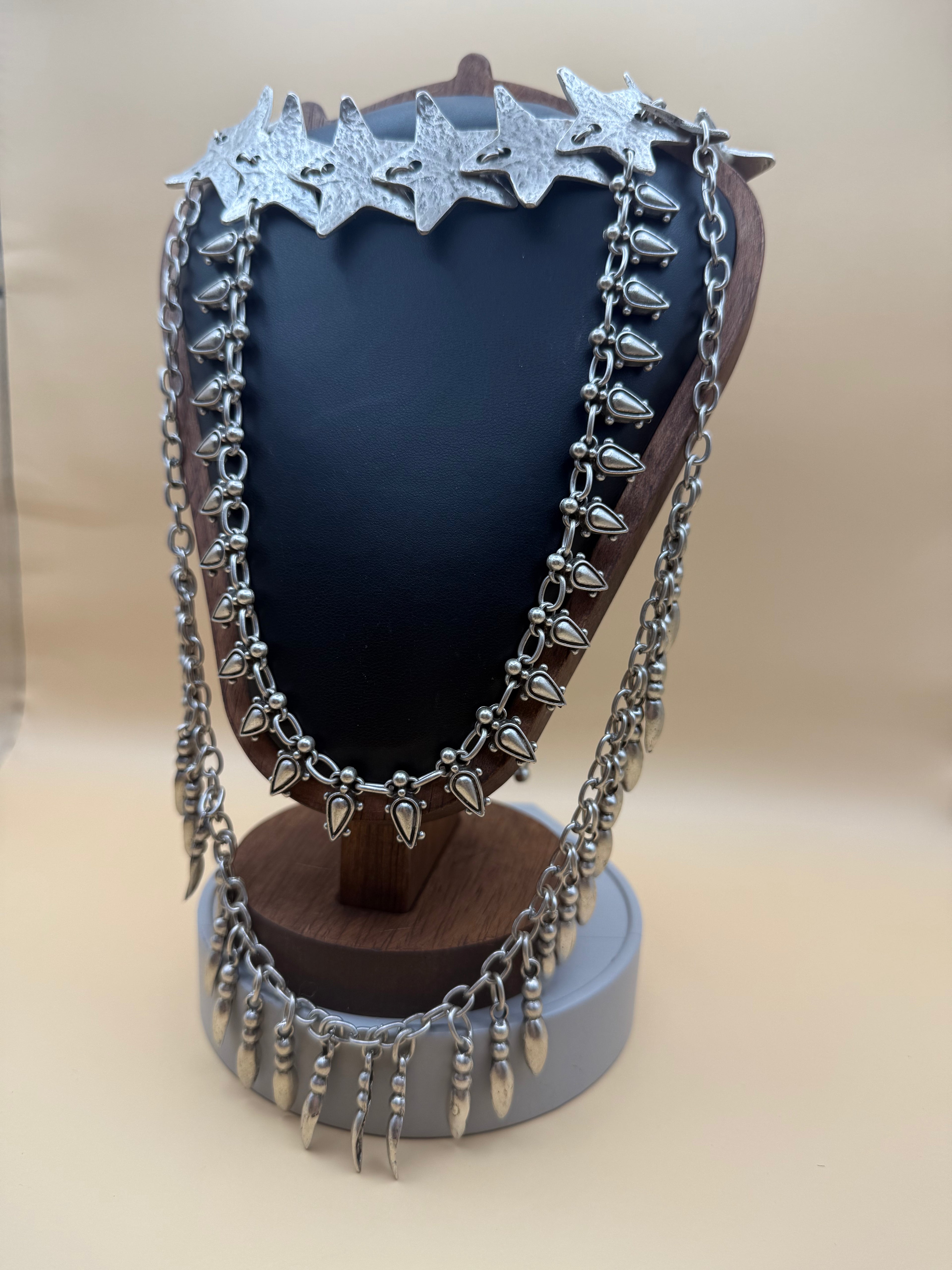 Startail Chocker Necklace